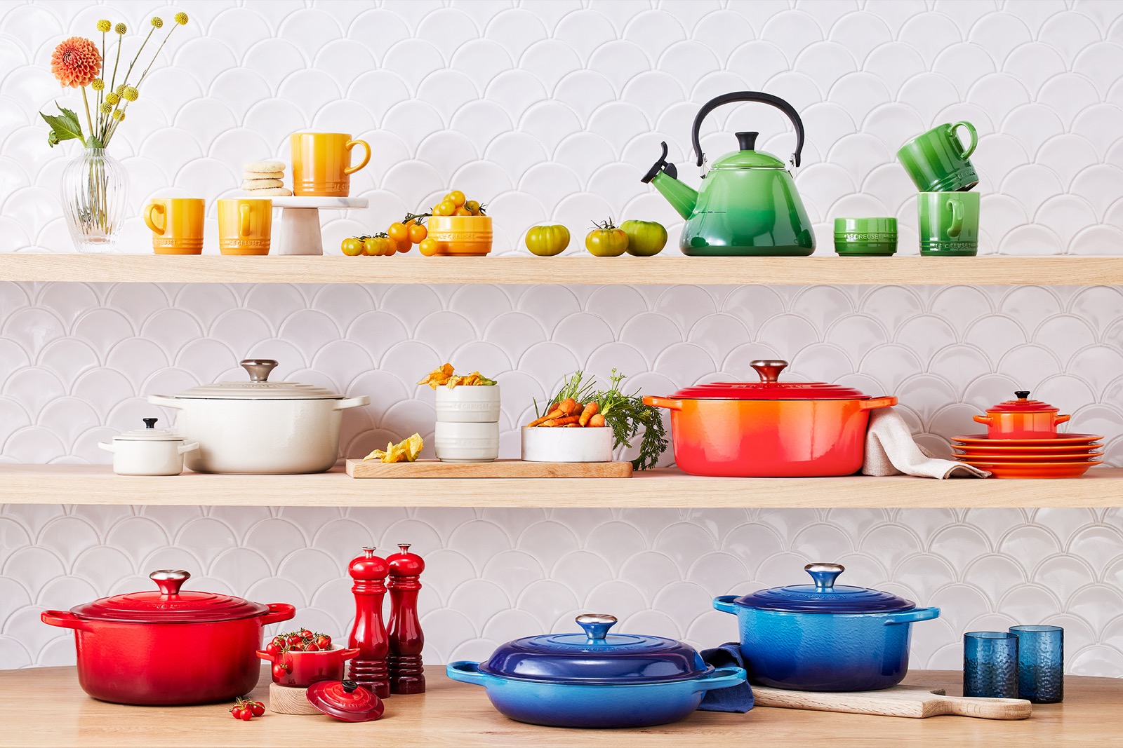 Le Creuset 色卡矩阵