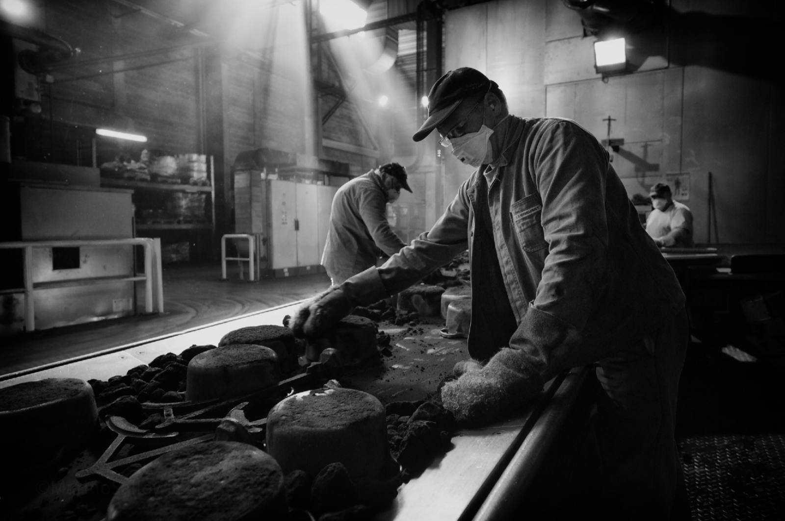 酷彩铸造车间工匠